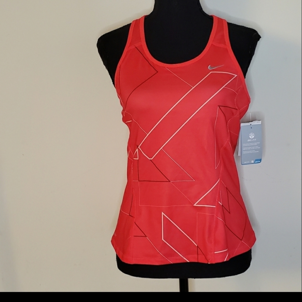 Nike workout C back Tee